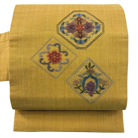 【美品】名古屋帶 秀品級 紬織織 菱花紋 刺繡 芥末色 純蠶絲