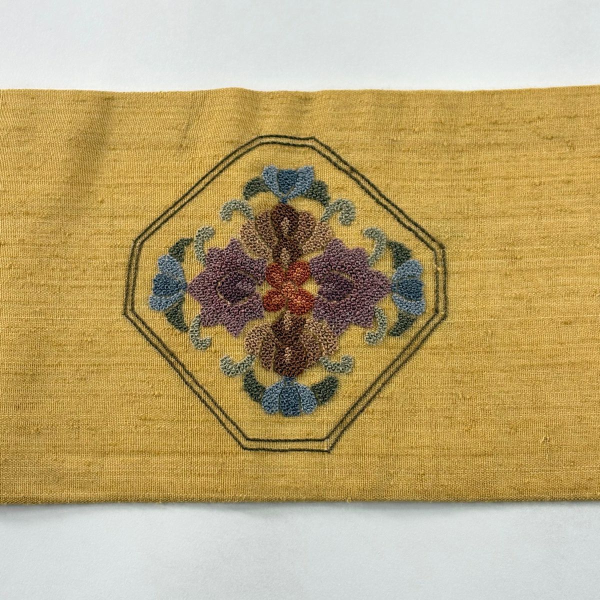 【美品】名古屋帶 秀品級 紬織織 菱花紋 刺繡 芥末色 純蠶絲