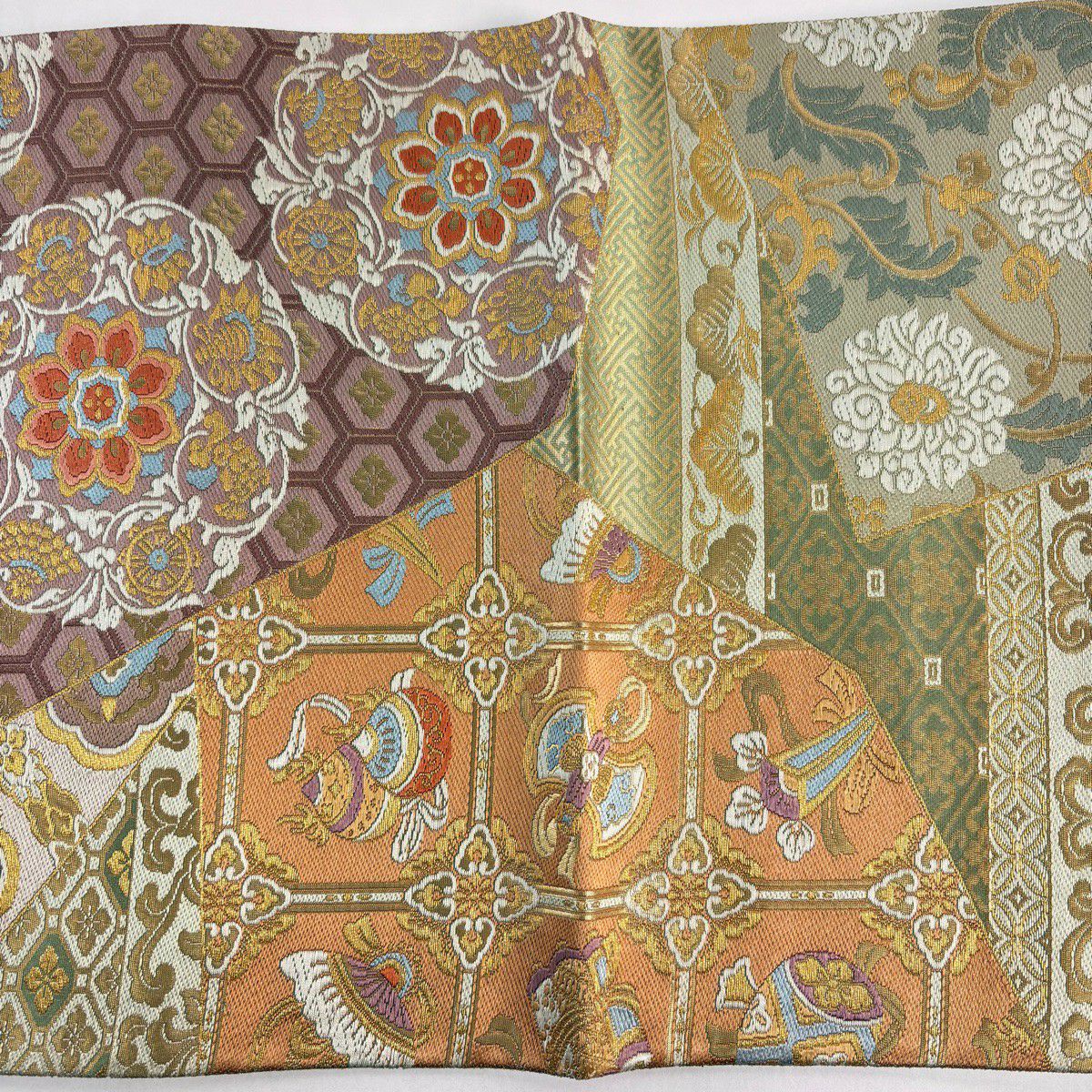 【美品】 袋帶 秀品級 華紋 寶盡くし 刺繡 金線 薄小豆 六通 純蠶絲