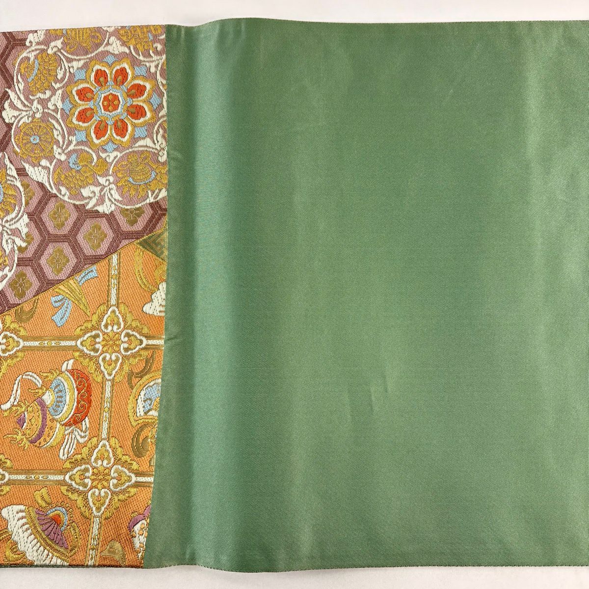 【美品】 袋帶 秀品級 華紋 寶盡くし 刺繡 金線 薄小豆 六通 純蠶絲