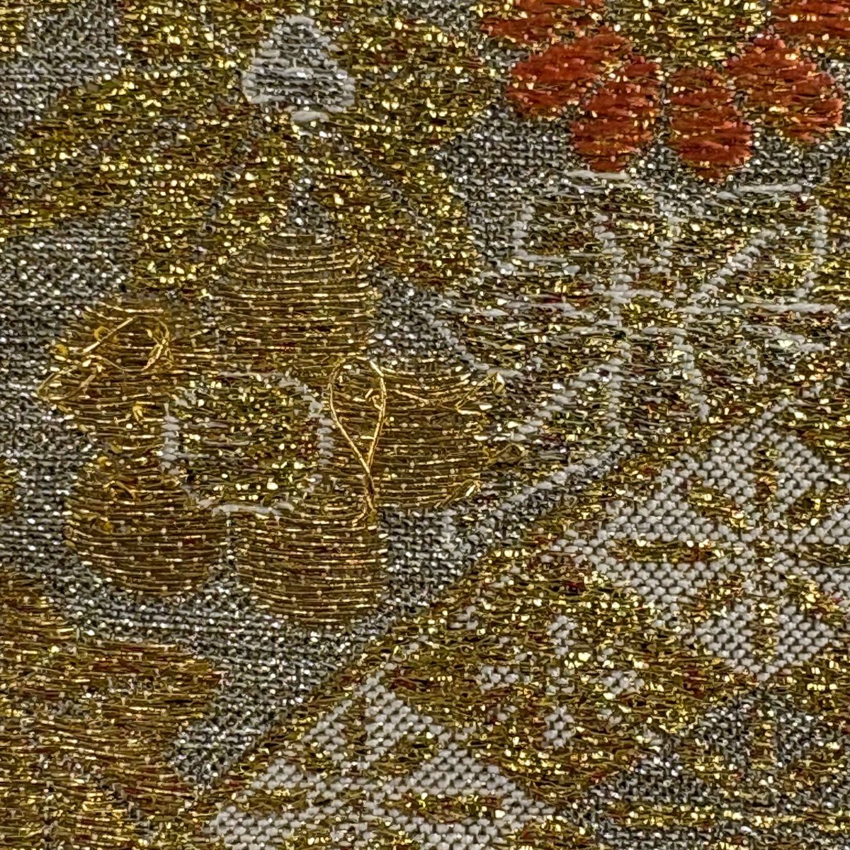 【美品】 袋帶 秀品級 有落款 華紋 松樹竹子梅花 金金箔 奶油色 六通 純蠶絲