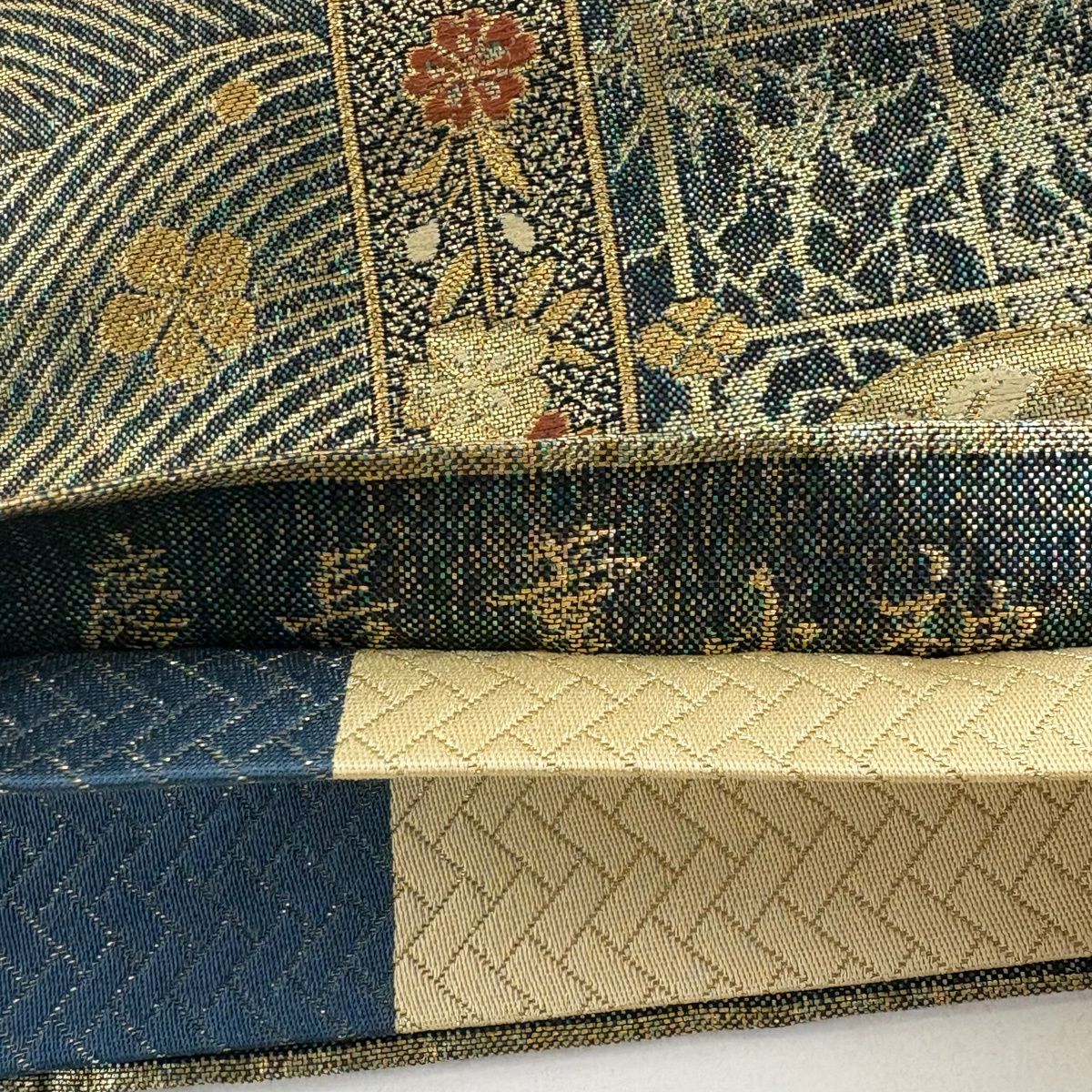 【美品】 袋帶 秀品級 蝶 梅花 金絲 金金箔 綠 六通 純蠶絲
