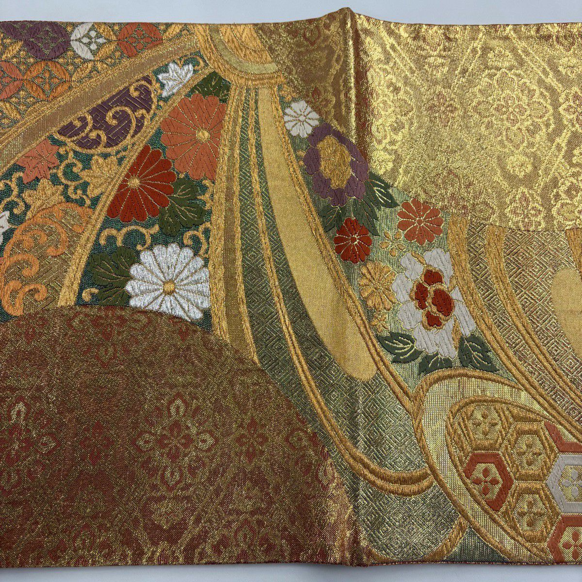 【美品】 袋帶 秀品級 松樹 菊花 金銀彩 金色 全通 純蠶絲