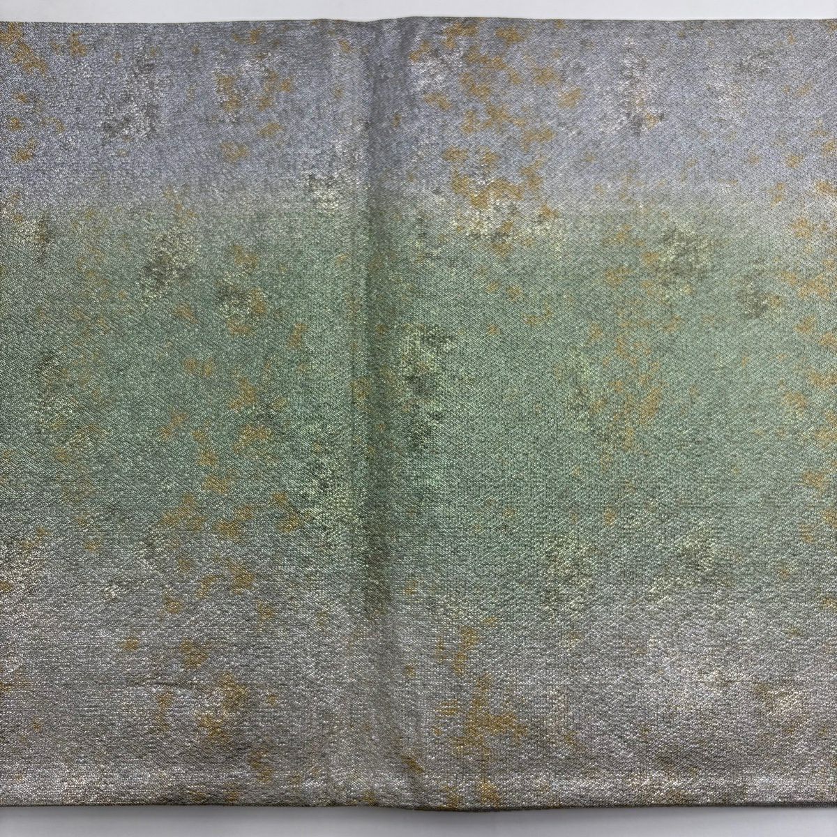 【美品】 袋帶 秀品級 扇子面 草花紋 金糸 金金箔 薄綠 六通 純蠶絲