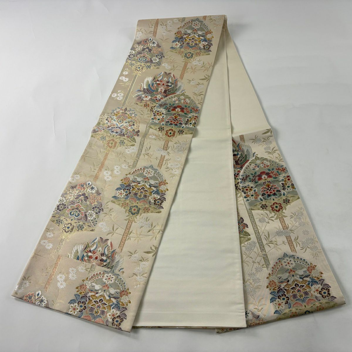 【美品】 袋帶 秀品級 向鳥文 兔子 金絲 金金箔 奶油 六通 純蠶絲