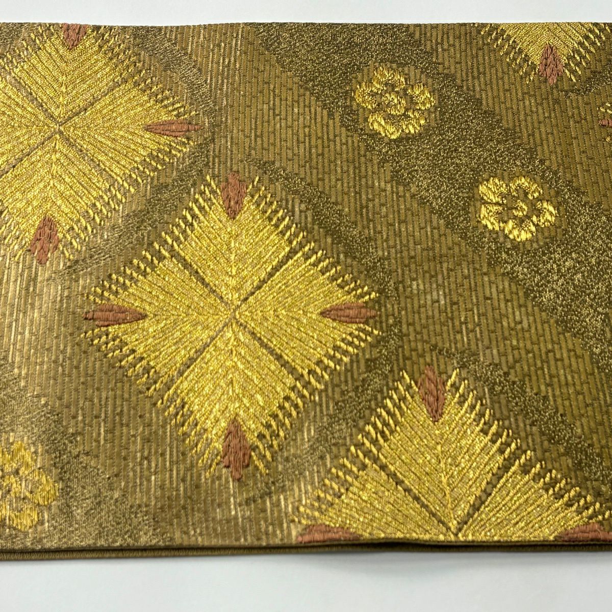 【美品】 袋帶 秀品級 松樹菱 梅花 金絲 金金箔 金色 六通 純蠶絲