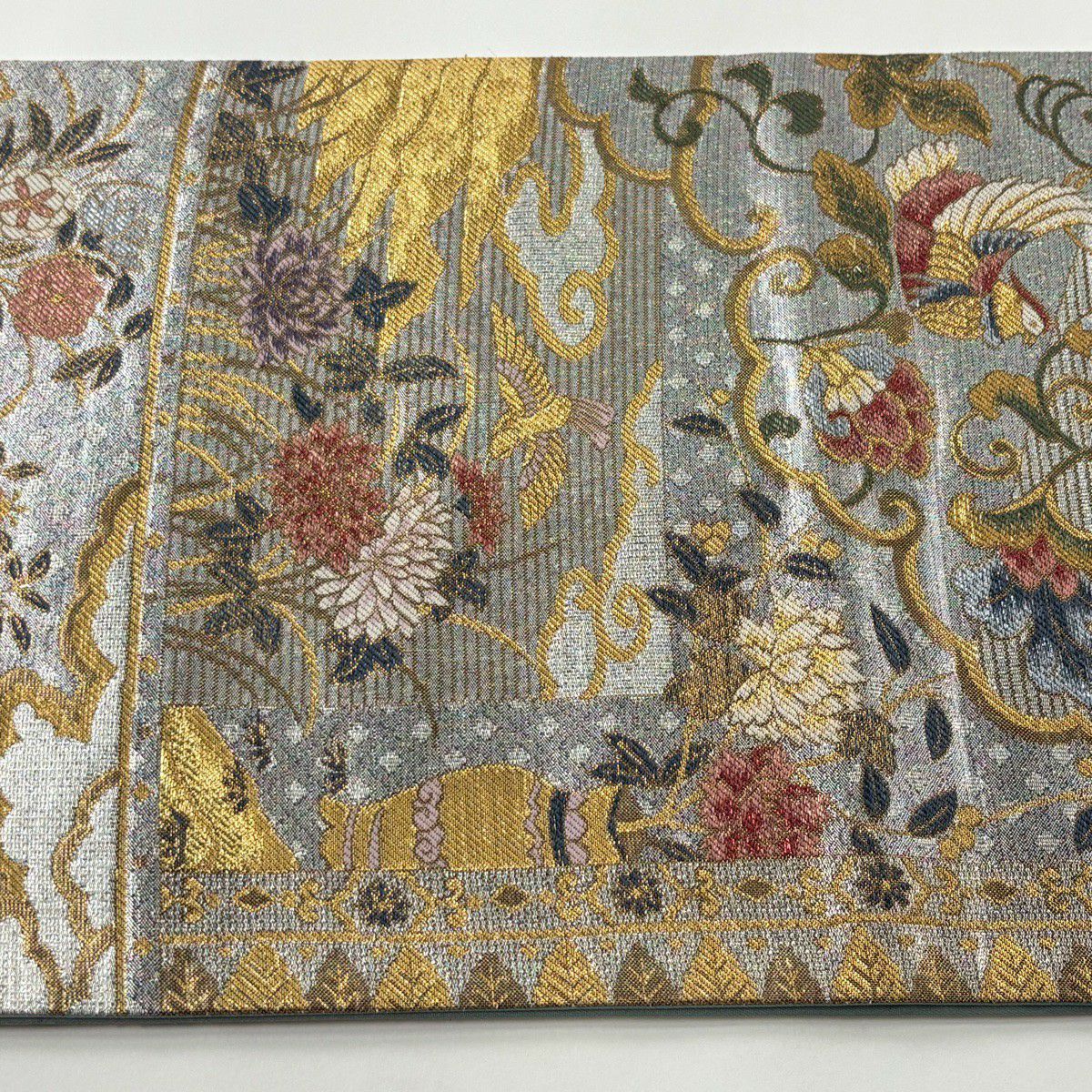 【美品】 袋帶 秀品級 鳥 花唐草紋 金銀絲 金金箔 銀 六通 純蠶絲