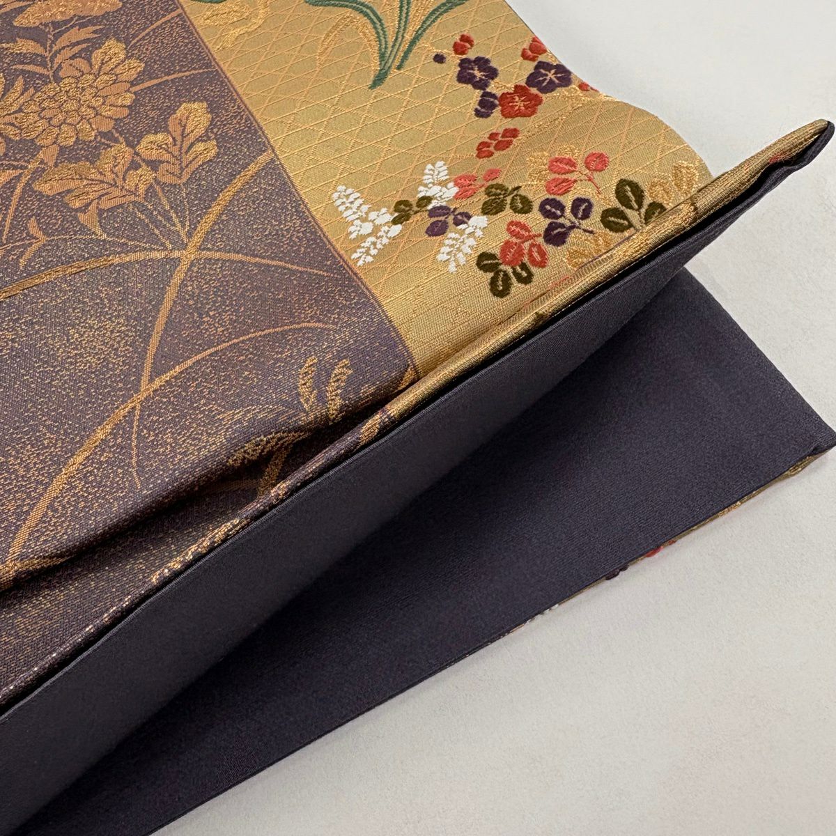 【美品】 袋帶 秀品級 秋草 唐織 金絲 黃土 深色 六通 純蠶絲