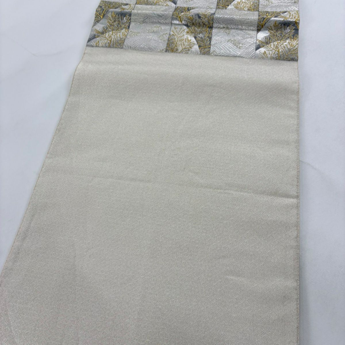 【美品】 袋帶 秀品級 献上色紙市松樹紋 金銀絲 金金箔 銀 六通 純蠶絲