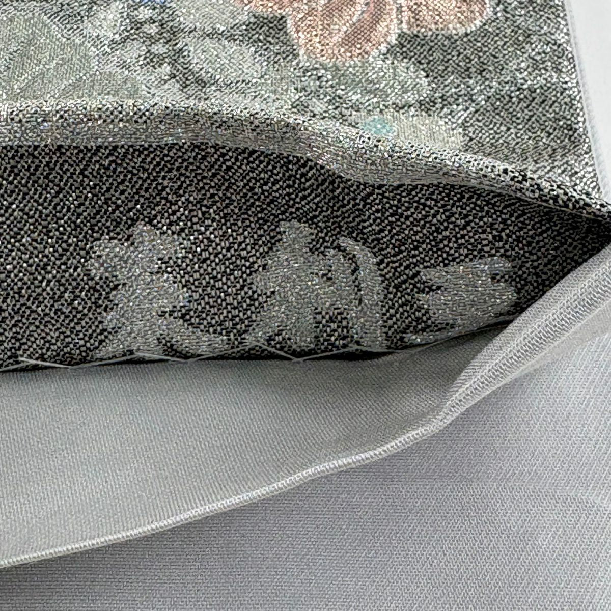 【美品】 袋帶 秀品級 草花紋紋 金金箔 銀線 銀色 六通 純蠶絲