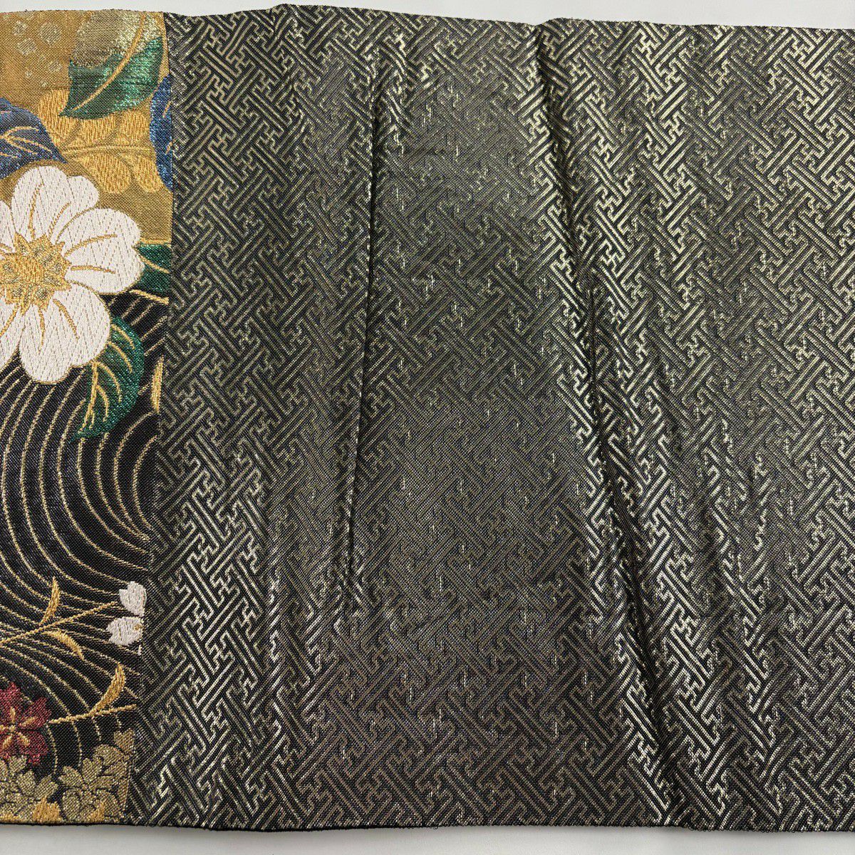 【美品】 袋帶 秀品級 草花紋紋 波 金絲 金銀彩 金色 六通 純蠶絲