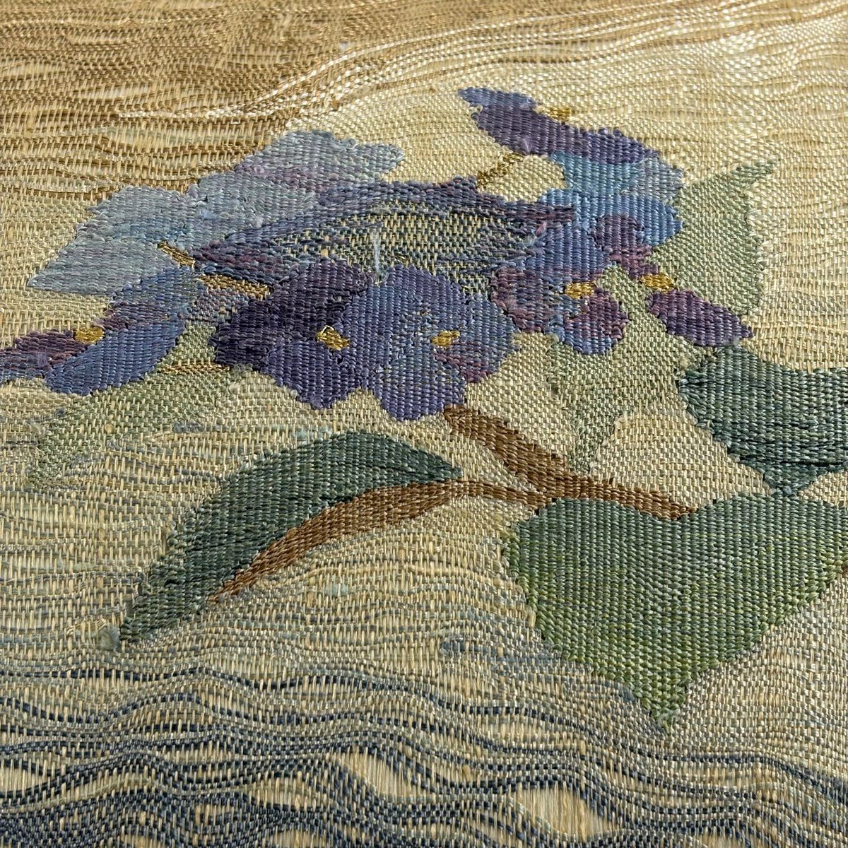 【美品】 袋帶 秀品級 枝花 金銀彩 薄綠 お太鼓圖案 純蠶絲