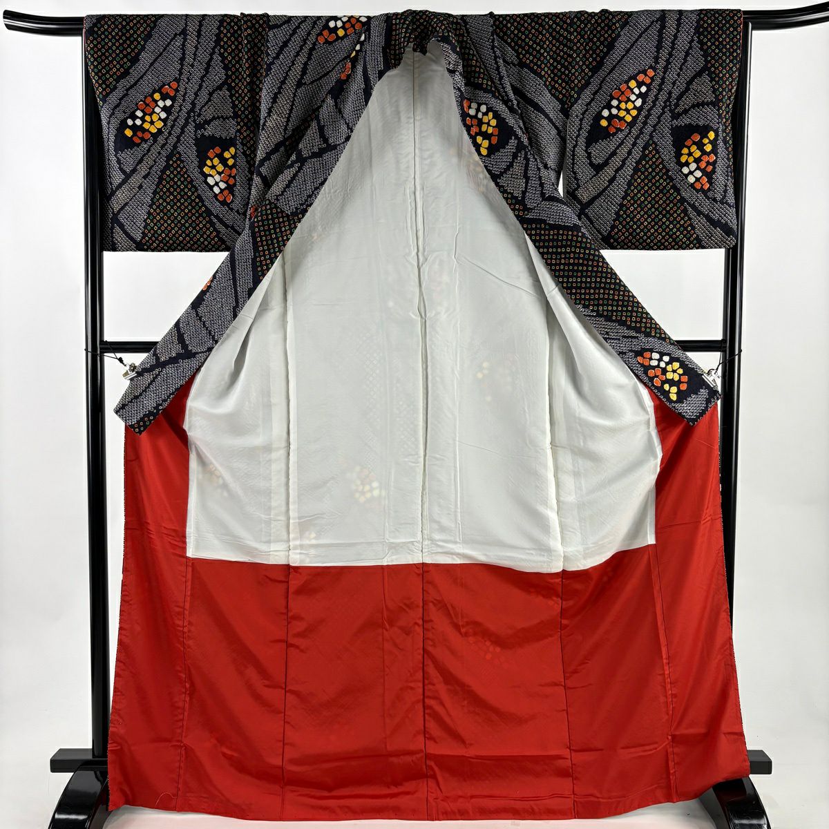 【美品】 小紋 身長168cm 袖長66.5cm M 雙層 梅花 幾何學 絞染 黑 純蠶絲 優品級