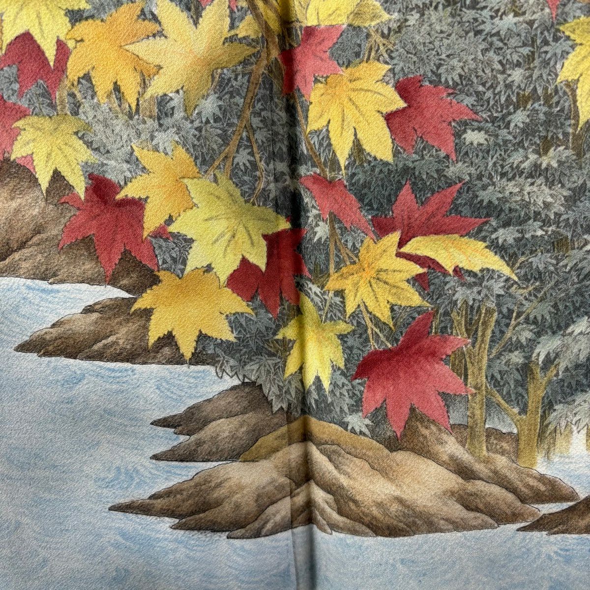 訪問服 身長157cm 袖長65cm M 雙層 山岡古都 落款あり 紅葉 風景 漸層 灰色 純蠶絲 逸品級