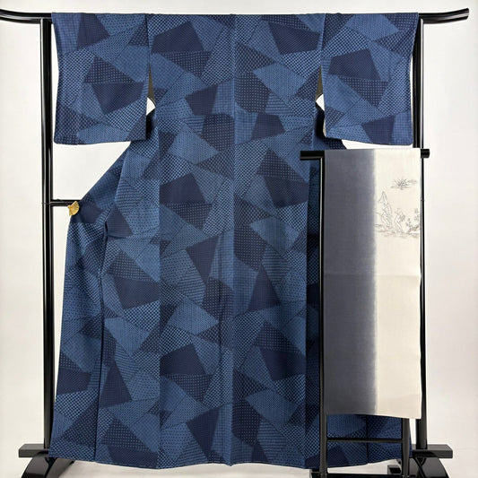 【美品】 小紋 身長162.5cm 袖長63cm S 雙層 名古屋帶套裝 落款あり 寄せ柄 鱗 深藍 純蠶絲 名品級