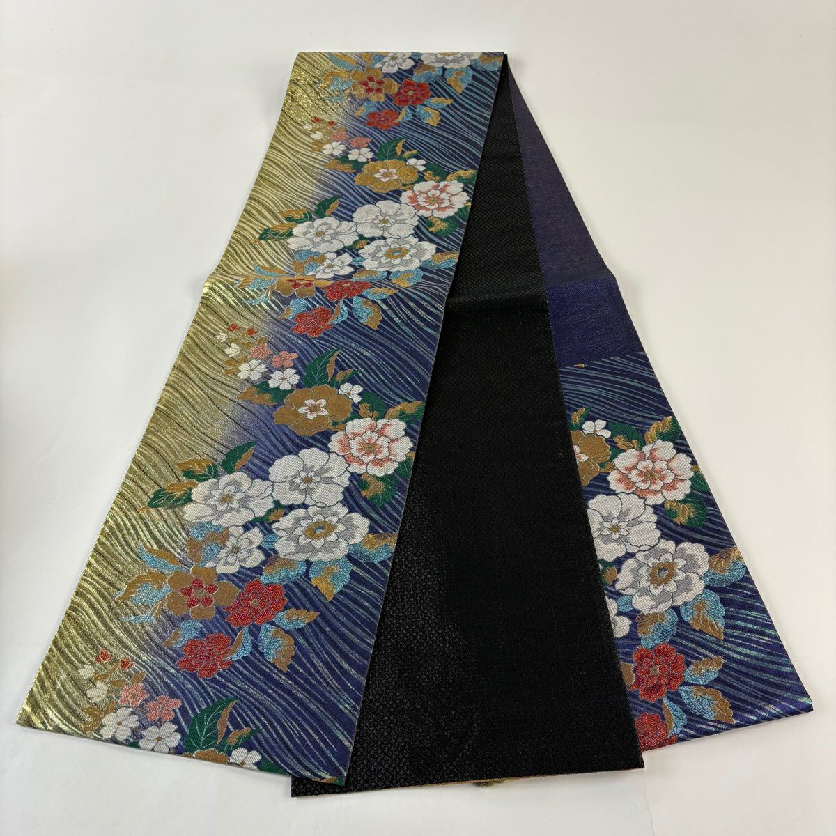 【美品】 袋帶 秀品級 草花紋紋 よろけ縞 金銀彩 金箔 青紫 六通 純蠶絲