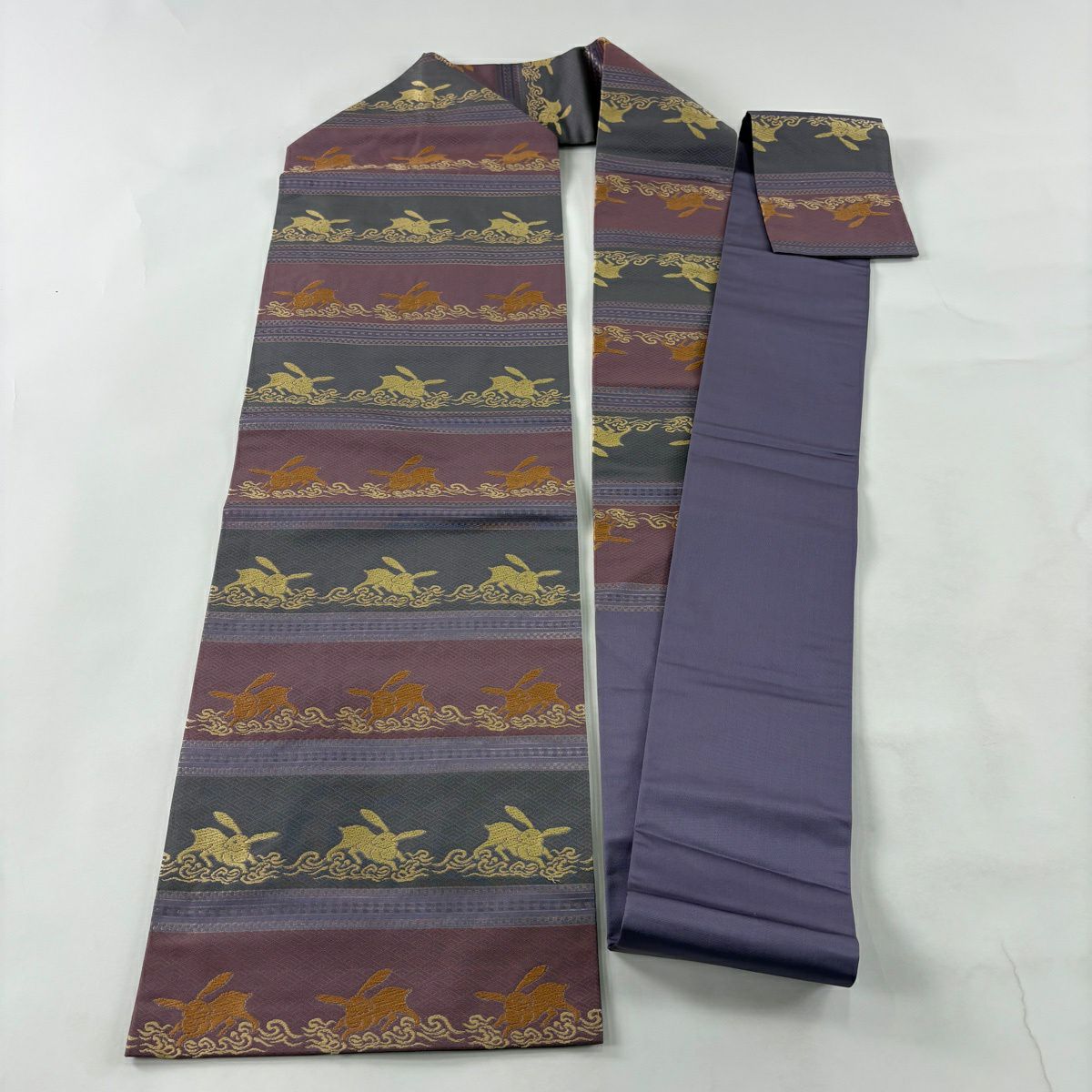 【美品】名古屋帶 秀品級 兔子 段紋 金金箔 紅紫 純蠶絲