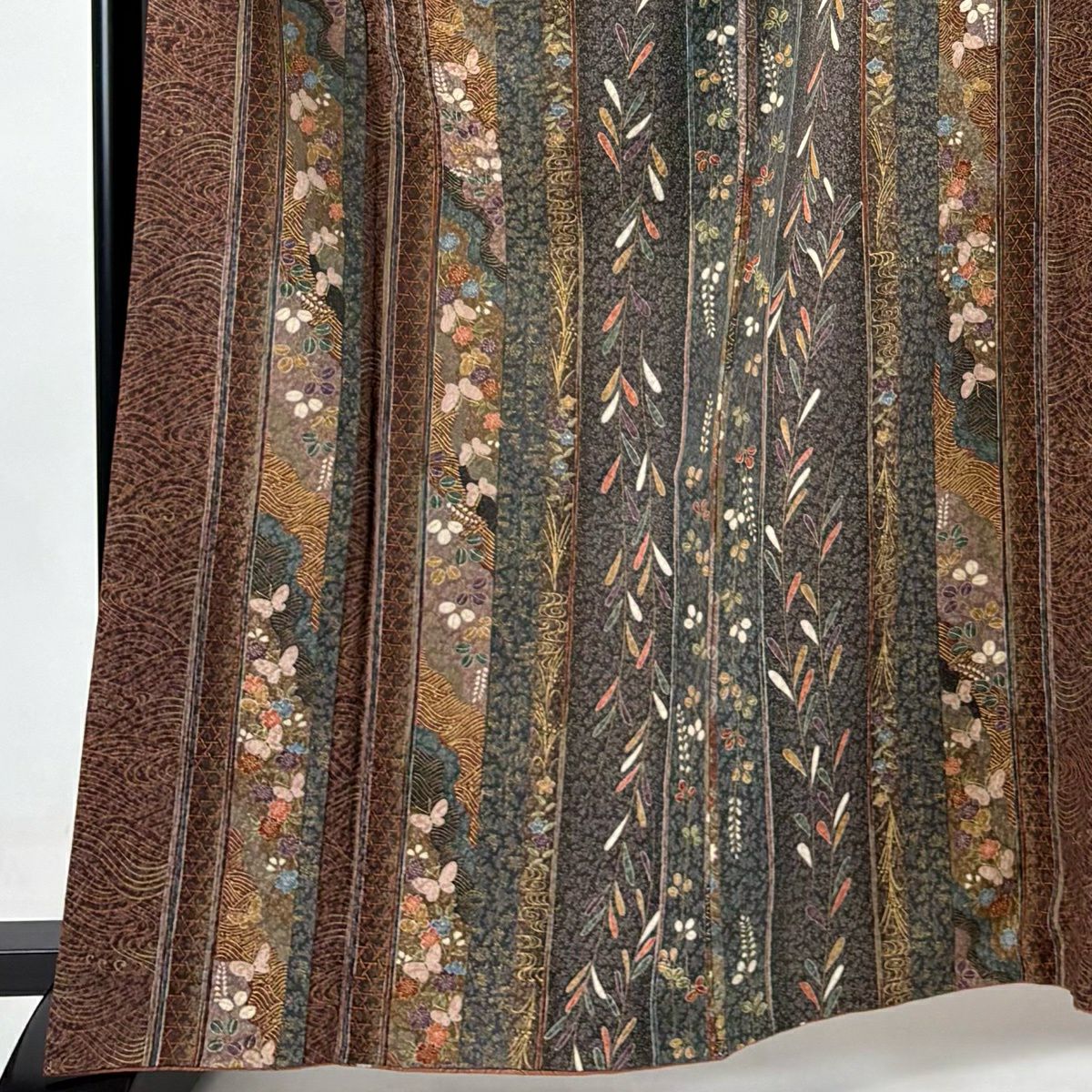【美品】 小紋 身長164cm 袖長66cm M 雙層 條紋 櫻花 金彩裝飾 小豆色 純蠶絲 優品級
