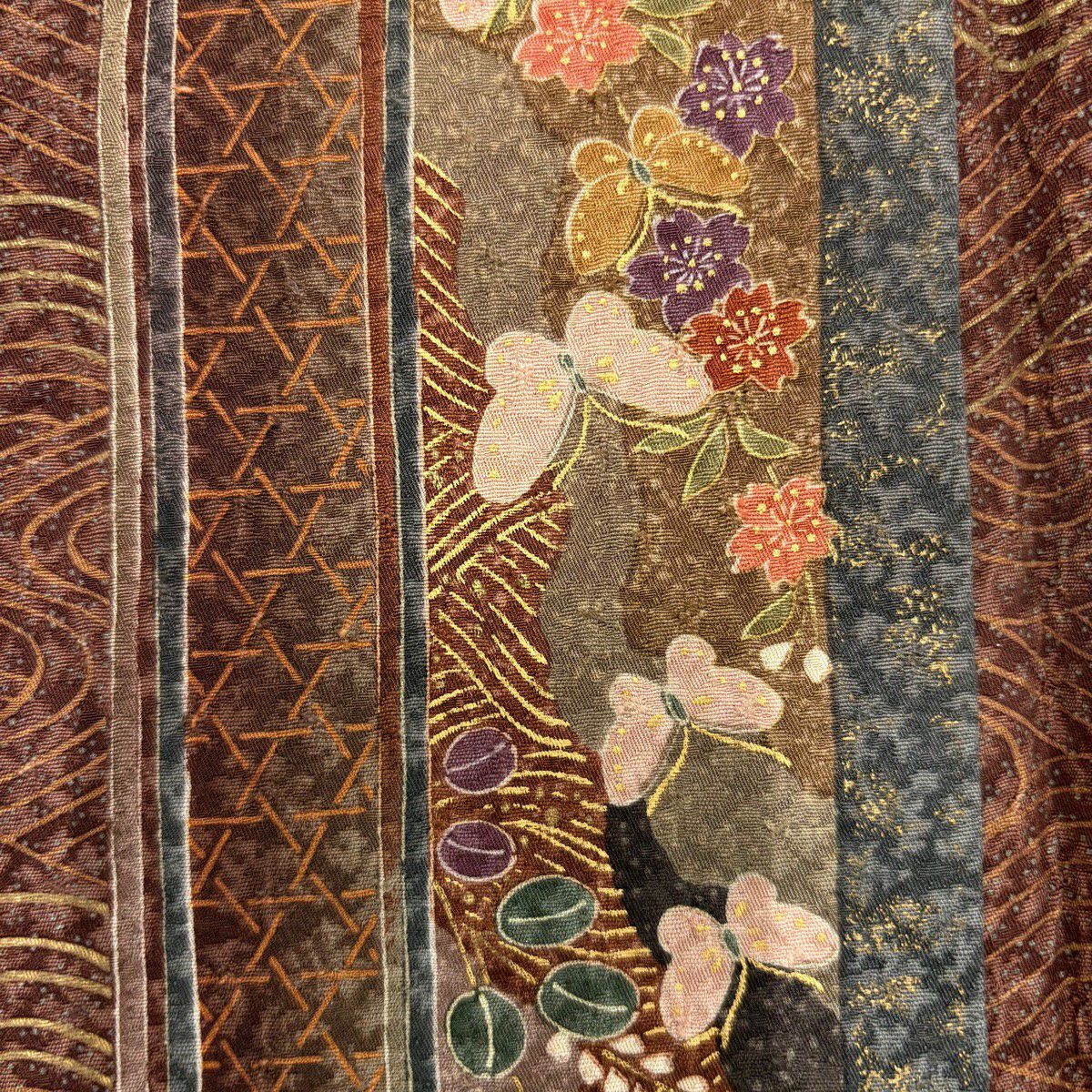 【美品】 小紋 身長164cm 袖長66cm M 雙層 條紋 櫻花 金彩裝飾 小豆色 純蠶絲 優品級