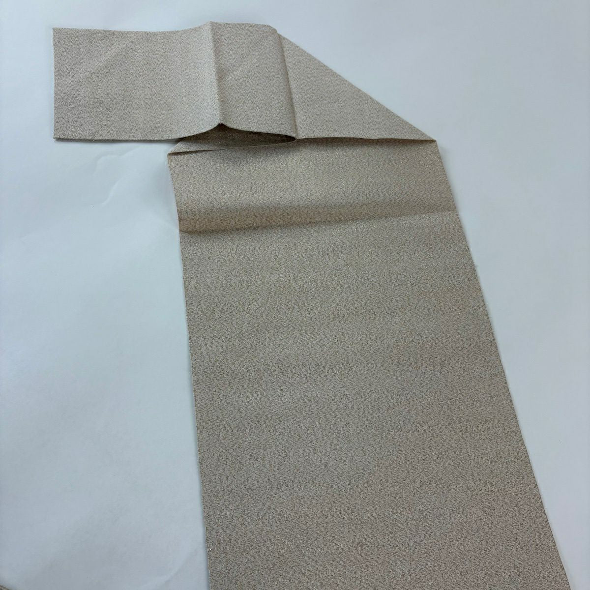 【美品】 名古屋帶 優品級 八寸名古屋帶 松樹葉仕立 蜀江華紋 霞 金銀彩 米色 純蠶絲