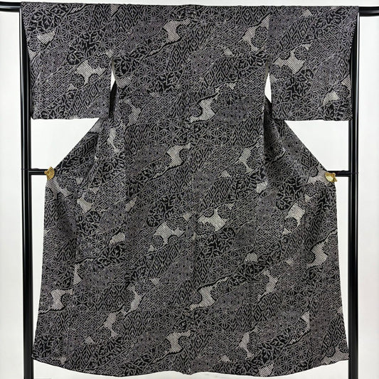 【美品】 小紋 身長151.5cm 袖長66.5cm M 雙層 有職紋樣 草花紋紋 總絞染 黑 純蠶絲 秀品級