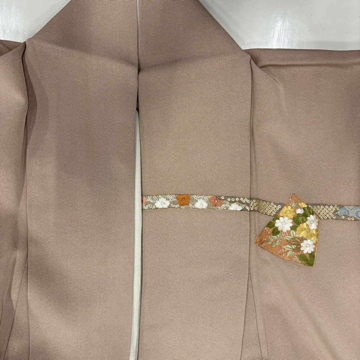訪問服 身長156.5cm 袖長64cm M 雙層 大和 有職紋樣 鼓刺繡 金銀彩 粉米色 純蠶絲 優品級