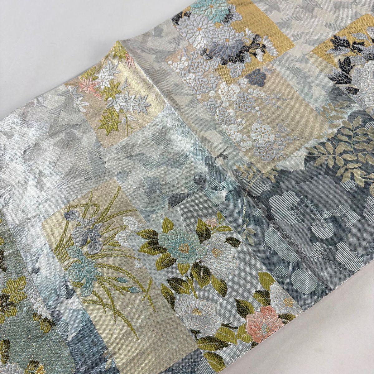 【美品】 袋帶 秀品級 名月院花短冊文 草花紋 金銀彩 金金箔 銀 六通 純蠶絲
