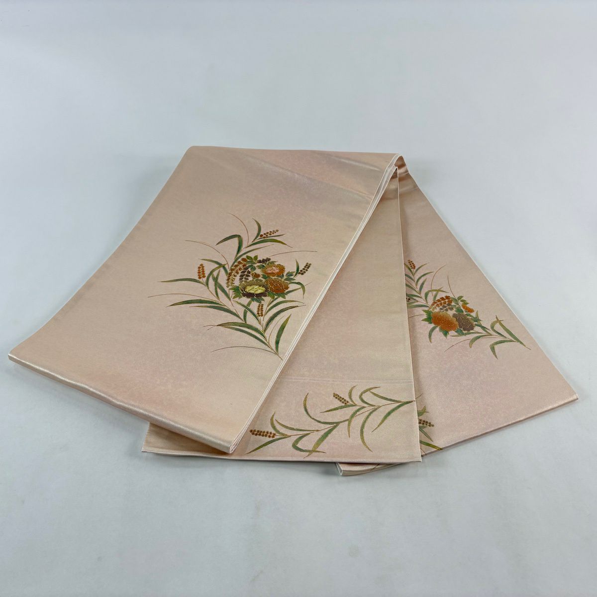 【美品】 袋帶 秀品級 草花紋紋 螺鈿 金銀彩 淡粉色 六通 純蠶絲