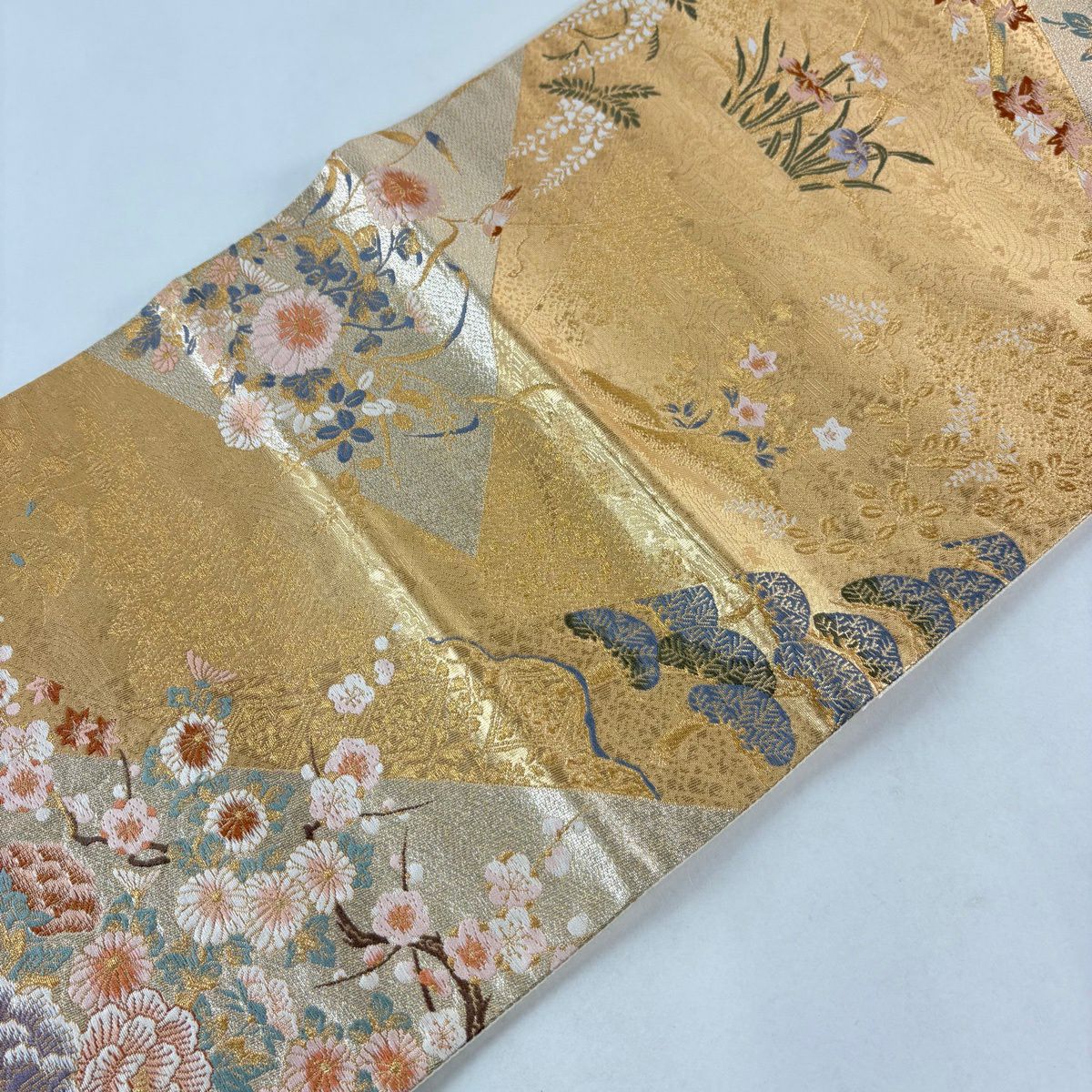 【美品】 袋帶 秀品級 草花紋 流水 金絲 金金箔 金色 六通 純蠶絲