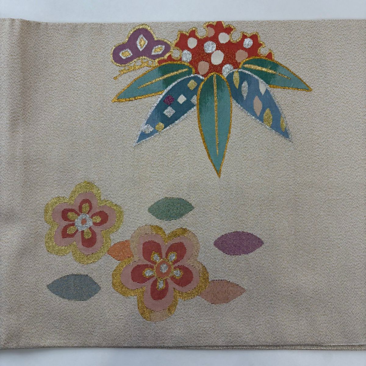 【美品】 袋帶 秀品級 松樹竹子梅花 金銀絲 米色 大鼓圖案 純蠶絲