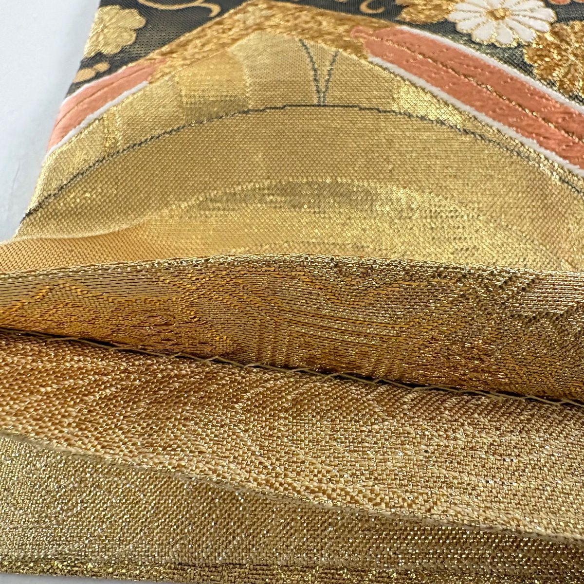 袋帶 秀品級 華紋 寶盡くし 刺繡 金絲 金色 六通 純蠶絲