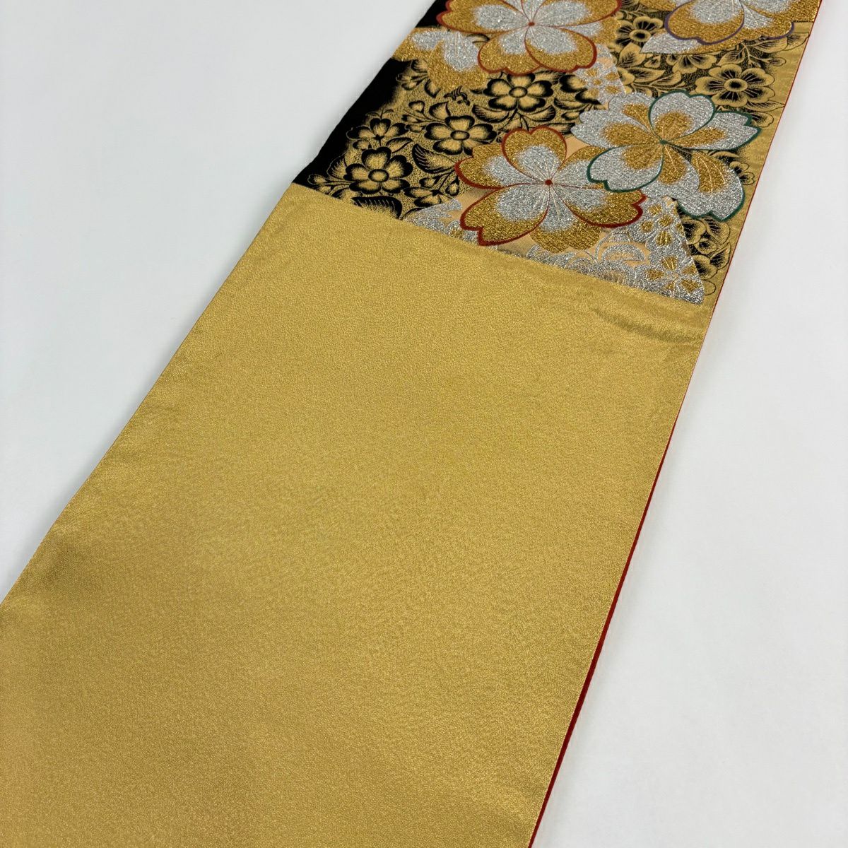 【美品】 袋帶 秀品級 草花紋刺繡 金金箔 金色 六通 純蠶絲