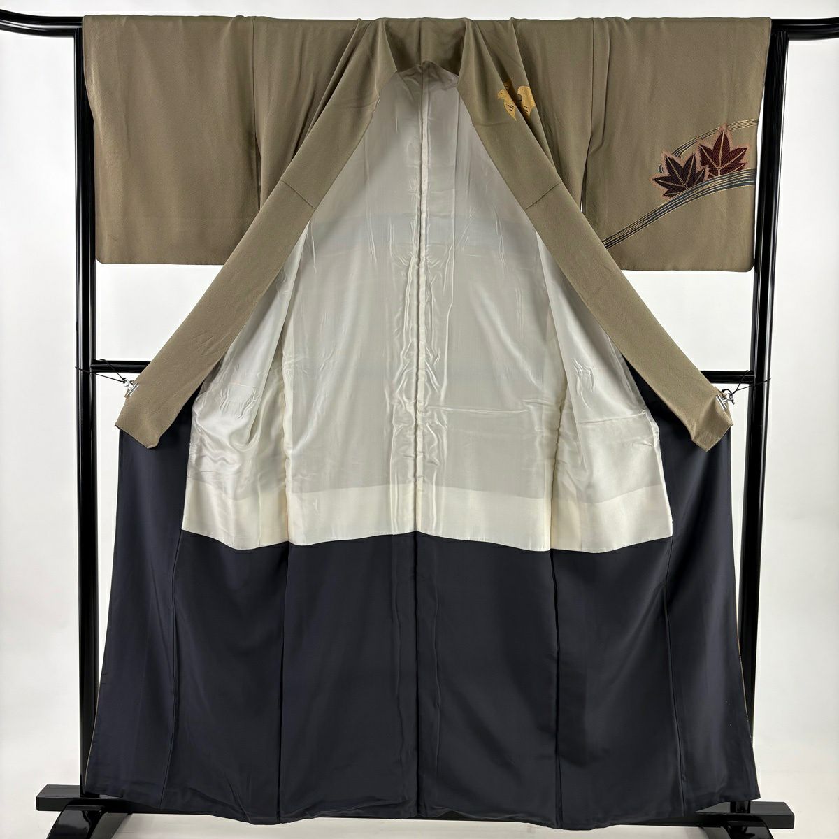 訪問服 身長158.5cm 袖長65cm M 雙層 コシノヒロコ 落款あり 千鳥 若松樹 金銀彩 灰茶 純蠶絲 秀品級