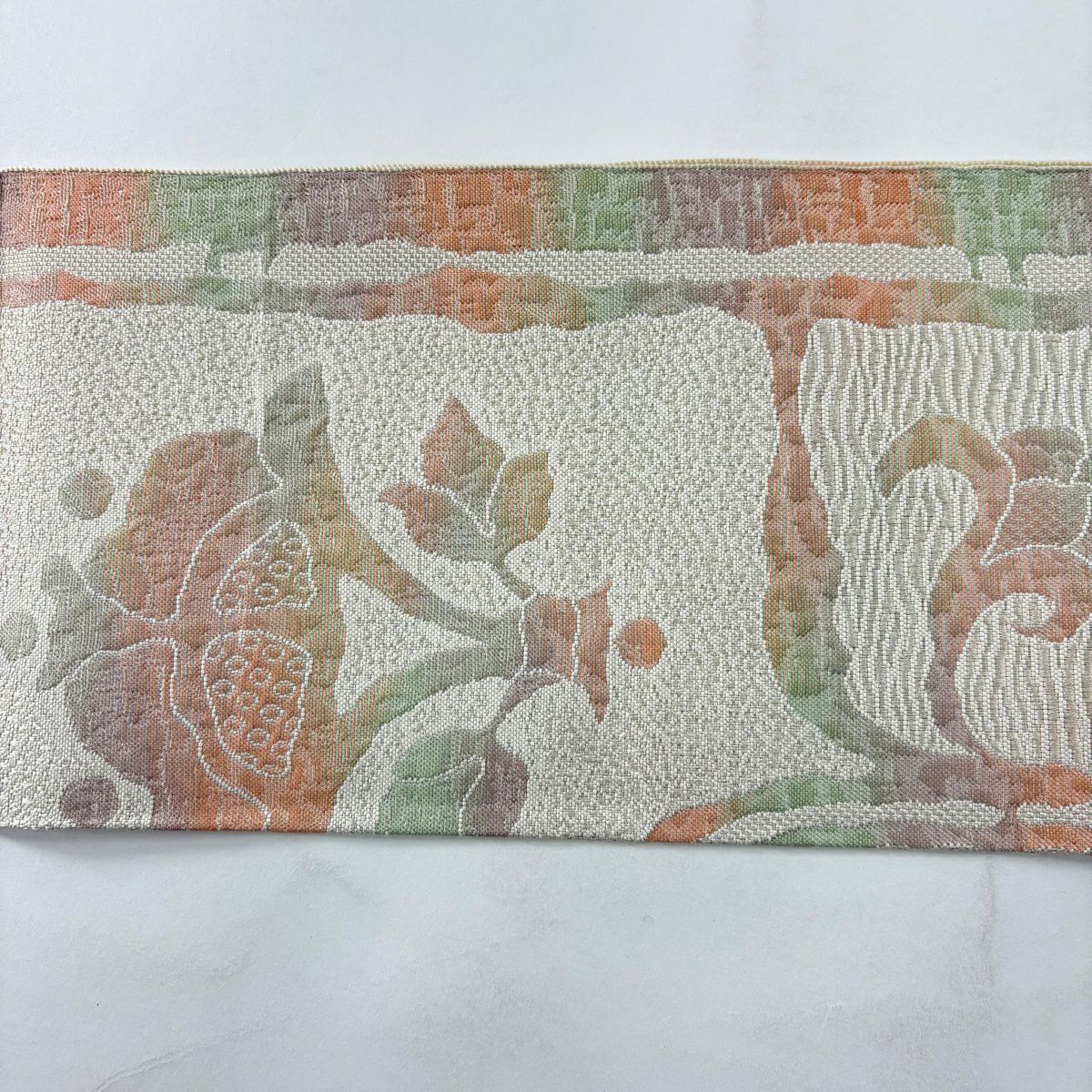 【美品】 名古屋帶 優品級 八寸名古屋帶 草花紋 灰白 純蠶絲