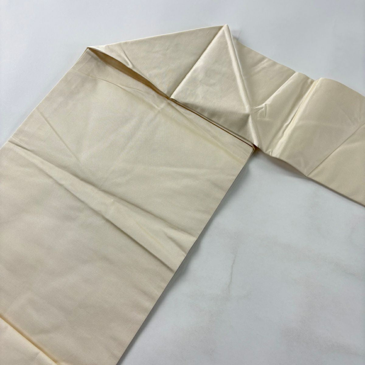 名古屋帶 優品級 椿 刺繡 銀線 米色 純蠶絲