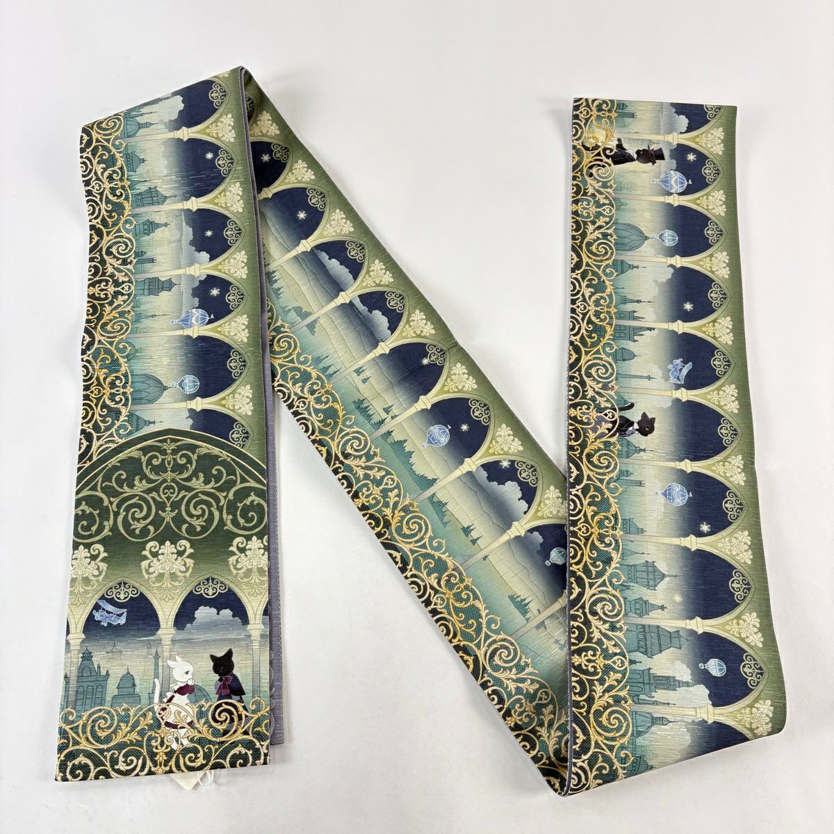 【美品】半幅帶 逸品級 WA・KKA 貓 建築 ぼかし 鶯色 純蠶絲