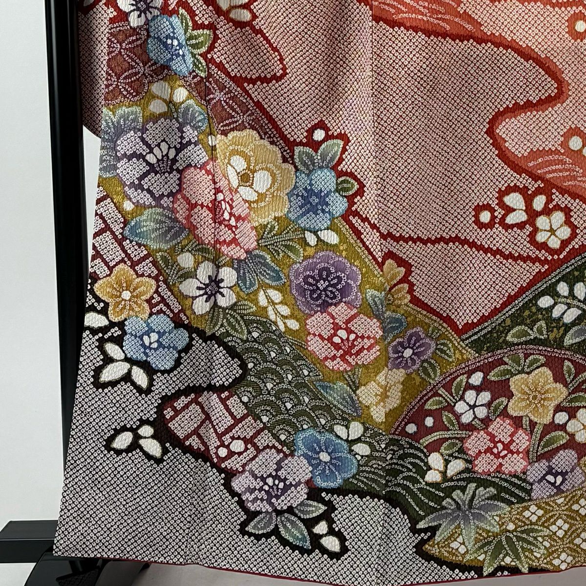 【美品】振袖禮服 身長163cm 袖長66cm M 雙層 草花紋紋 有職文樣 金彩裝飾 朱 純蠶絲 名品級
