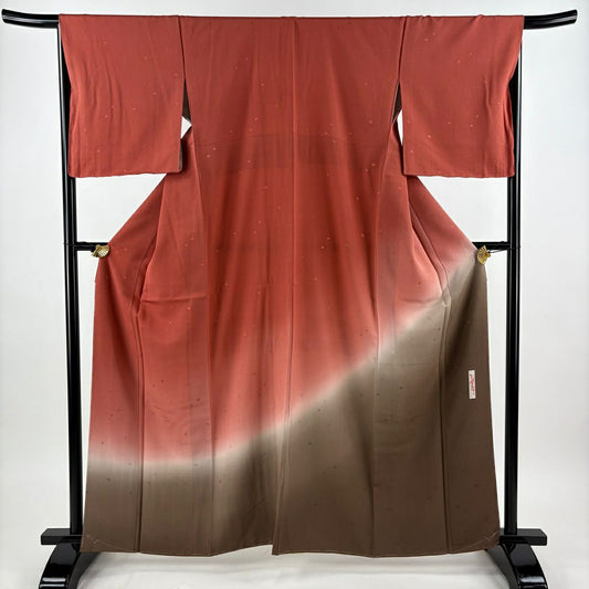 【美品】付下 身長162cm 袖長67.5cm L 雙層 辻村ジュサブロー 落款あり 地紋 漸變 紅茶 純蠶絲 名品級