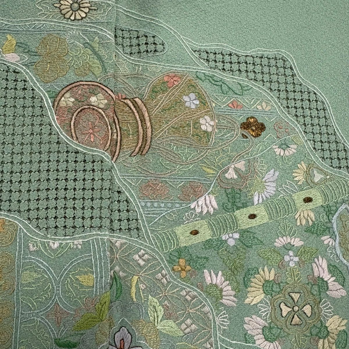 色留袖禮服 身長159cm 袖長63.5cm S 雙層 鼓 草花紋紋 金糸刺繡 薄綠 純蠶絲 秀品級