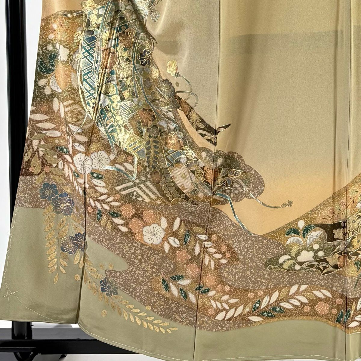留袖禮服禮服 身長160cm 袖長66cm M 雙層 落款有 几帳 草花紋紋 金銀彩 米色 純蠶絲 秀品級 一つ紋