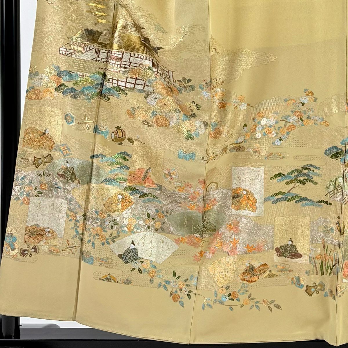 色留袖禮服 身長155.5cm 袖長63.5cm S 雙層 建物 かるた 金銀彩 淺黃土 純蠶絲 優品級 三つ紋