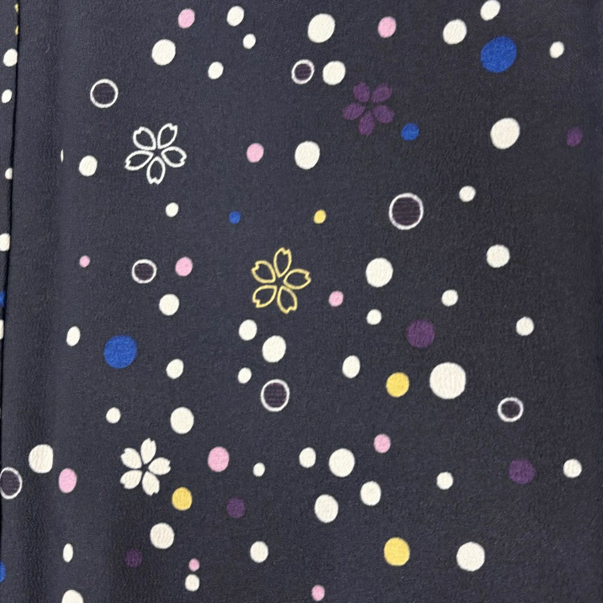 【美品】 小紋 身長168cm 袖長64.5cm M 雙層 可洗和服 樱花 圓形 深藍 化纖 優品級