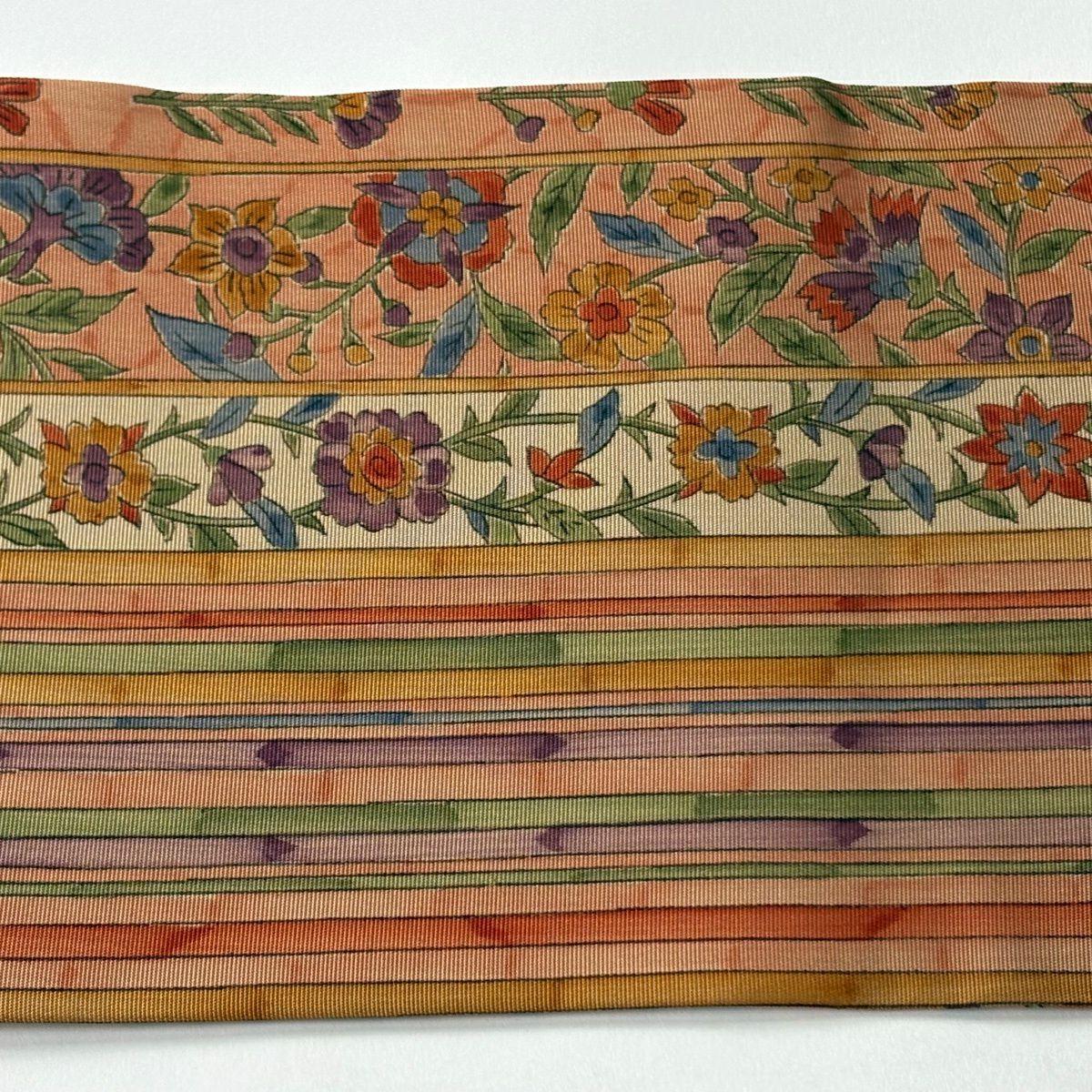 【美品】 名古屋帶 優品級 花唐草紋 縞 鮭粉色 純蠶絲