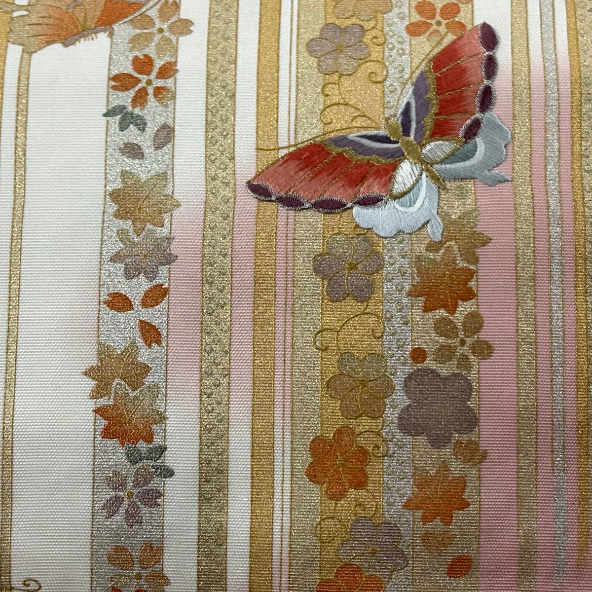 【美品】名古屋帶 優品級 蝶 草花紋 金銀彩 金銀絲 粉紅 純蠶絲