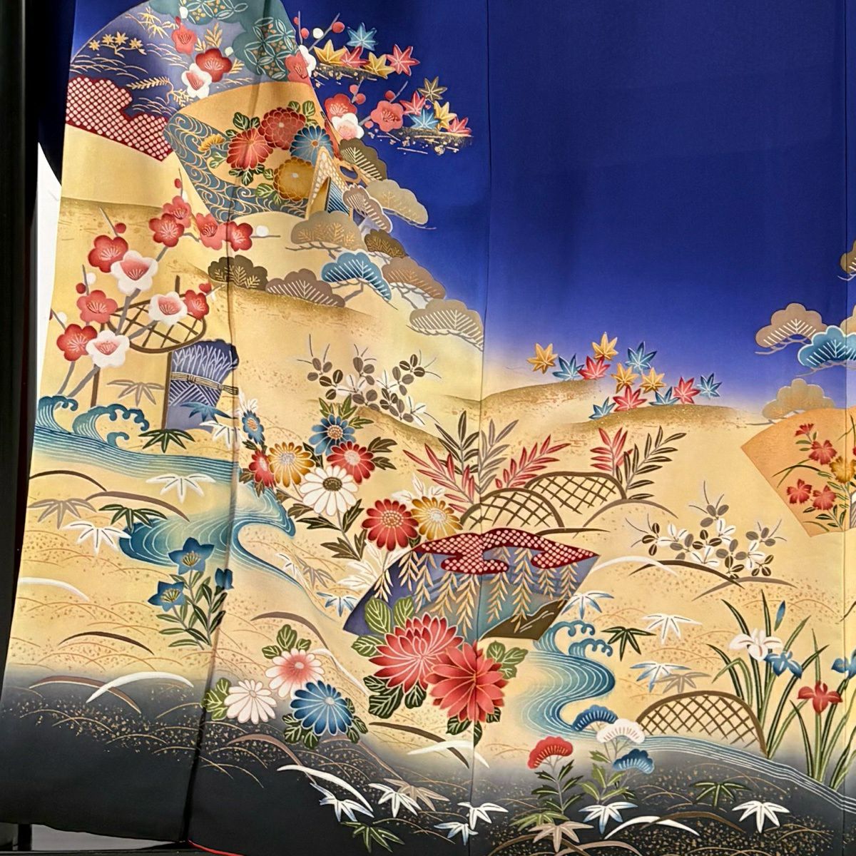 振袖禮服 身長159cm 袖長68cm L 雙層 扇子面 松樹竹子梅花 金彩裝飾 漸層 青 純蠶絲 秀品級 一つ紋