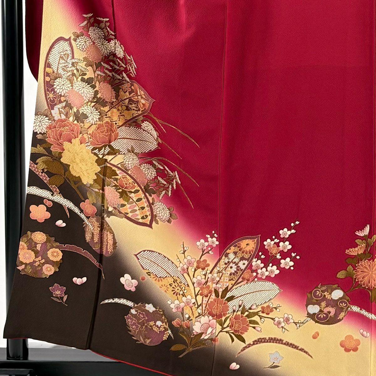 振袖禮服 身長160cm 袖長66.5cm M 雙層 草花紋紋 雪芝 金彩裝飾 漸層 紅 純蠶絲 優品級
