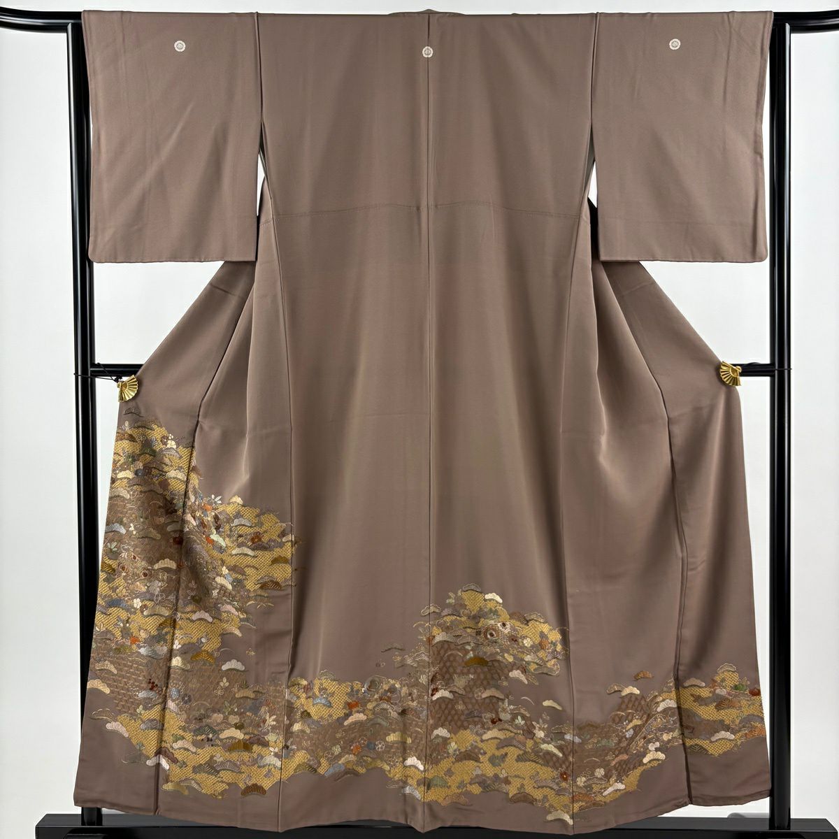 茶留袖禮服 身長157cm 袖長64.5cm M 雙層 松樹梅花 籠目 金絲 刺繡 茶 純蠶絲 秀品級 一個紋