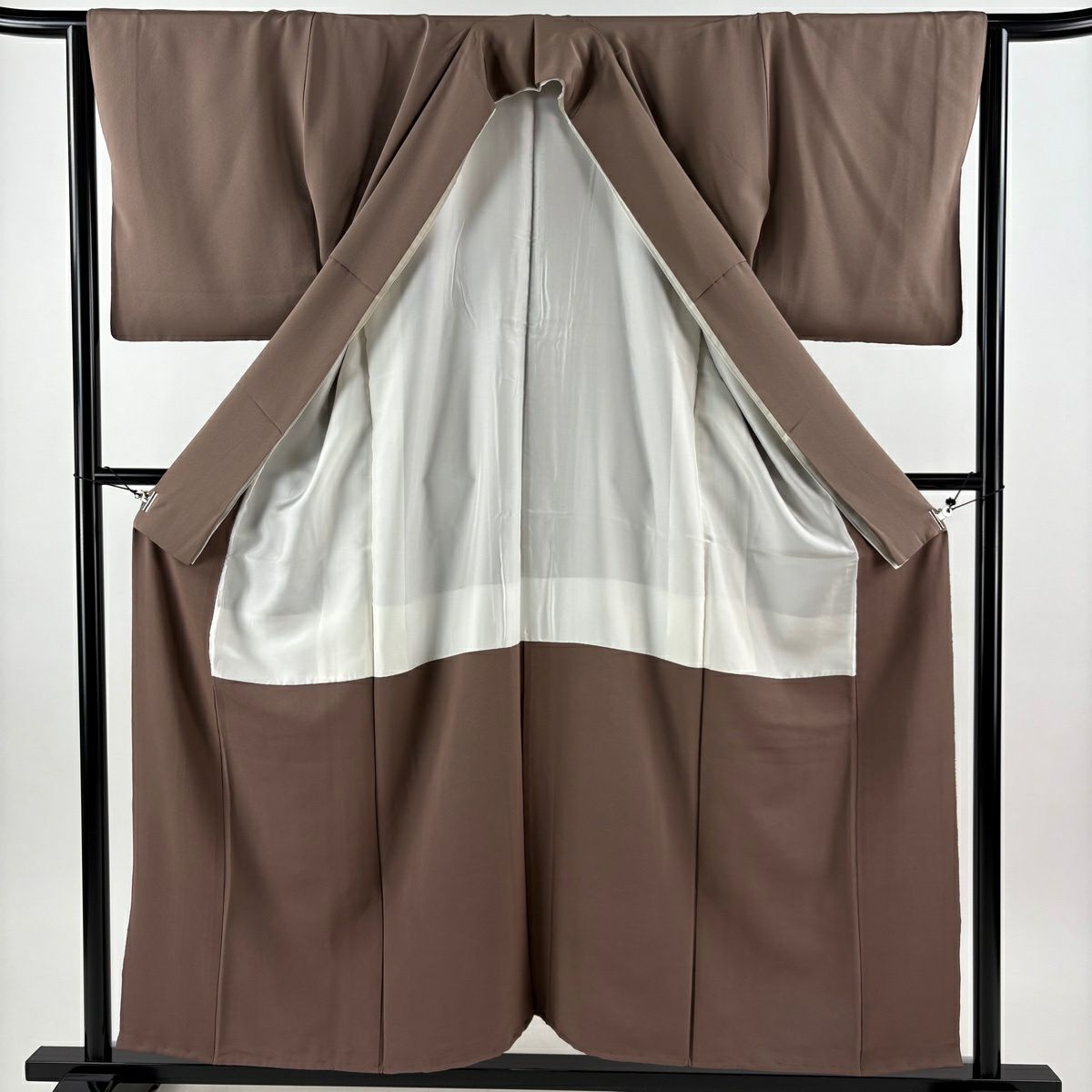 茶留袖禮服 身長157cm 袖長64.5cm M 雙層 松樹梅花 籠目 金絲 刺繡 茶 純蠶絲 秀品級 一個紋