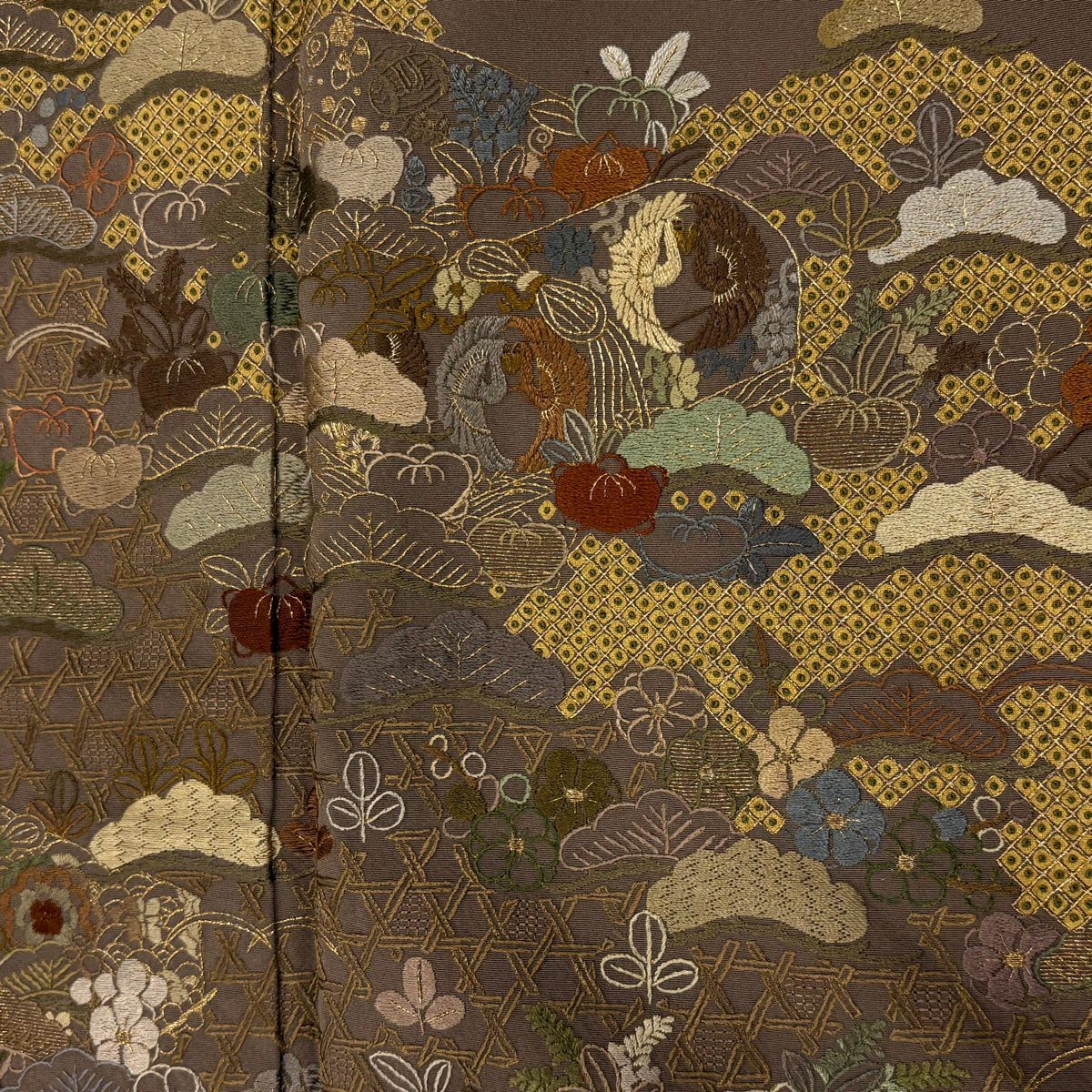 茶留袖禮服 身長157cm 袖長64.5cm M 雙層 松樹梅花 籠目 金絲 刺繡 茶 純蠶絲 秀品級 一個紋