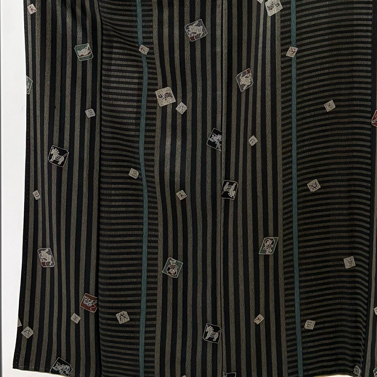 【美品】 小紋 身長152cm 袖長61cm S 雙層 干支 縞 黑灰 純蠶絲 秀品級
